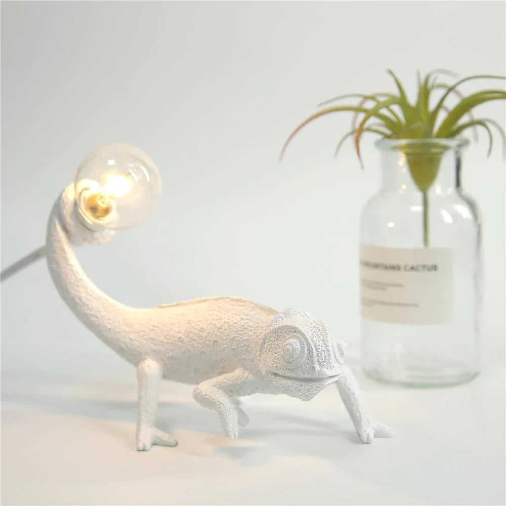 Chameleon Wall Lamp