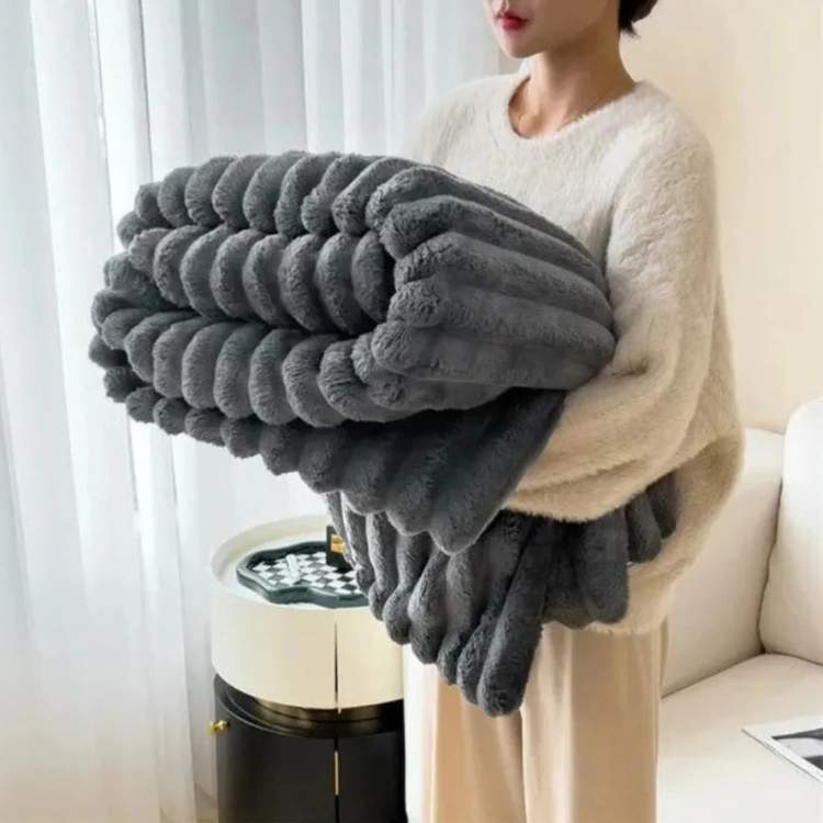 Cozy Faux Fur Throw
