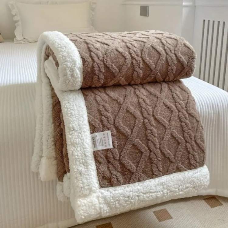 Cozy Sherpa Weighted Blanket