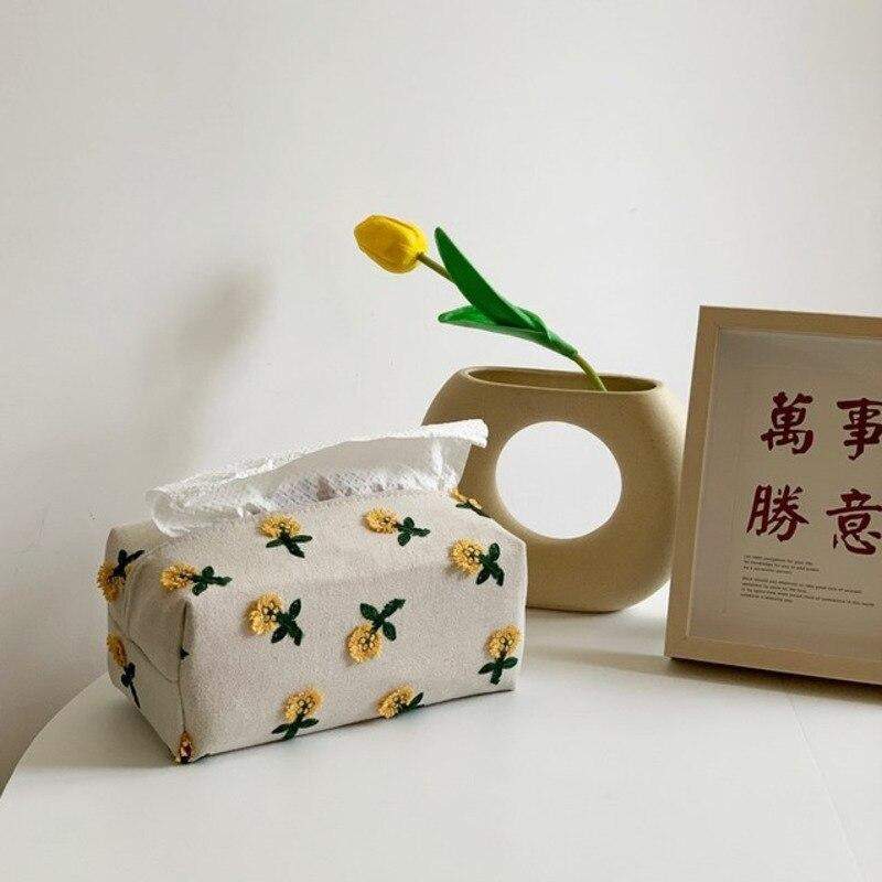 Daisy Cloth Tissue Box