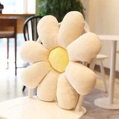 Daisy Plush Pillow