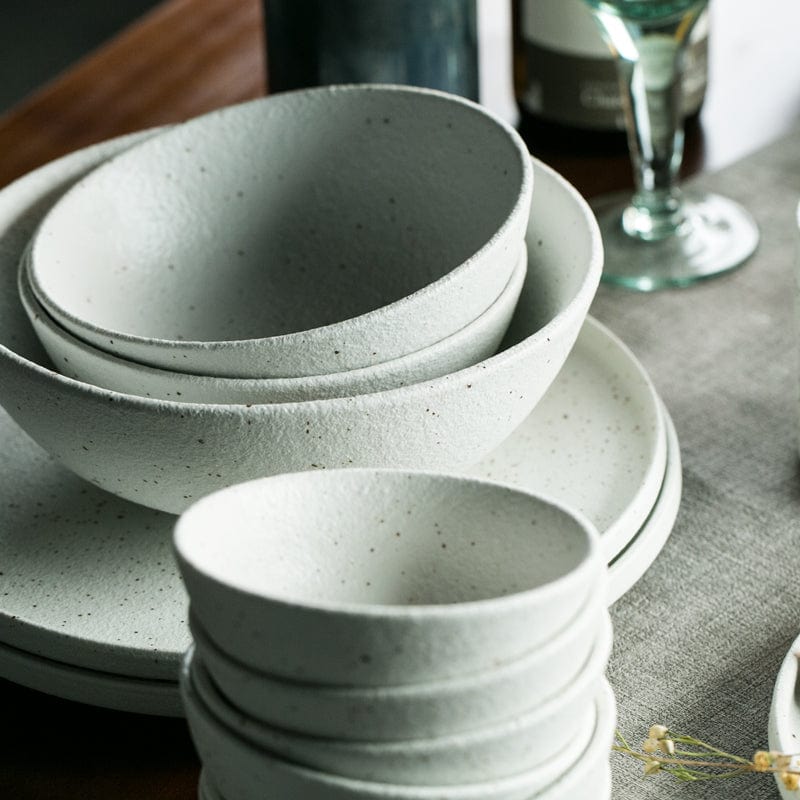 Everilda Dinnerware Set