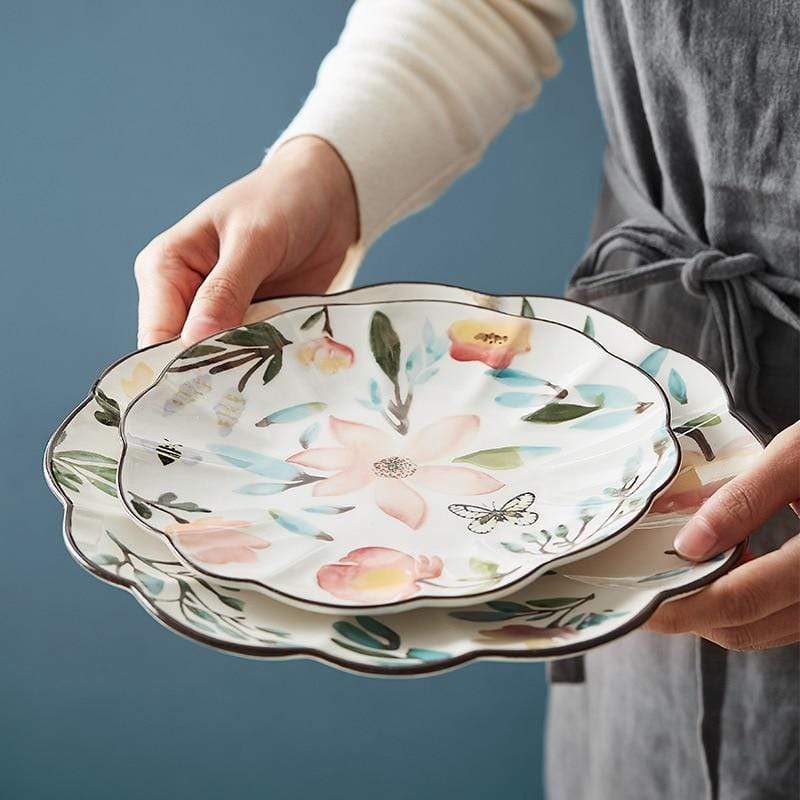 Flower-shaped Ceramic Plate Plates