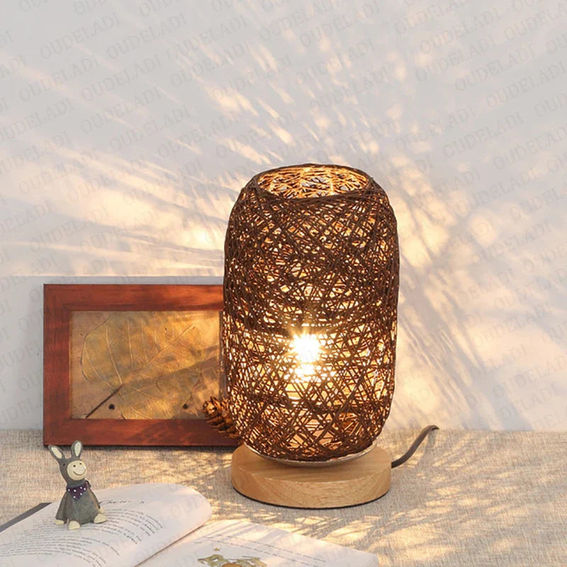 Rattan Twine Table Lamp