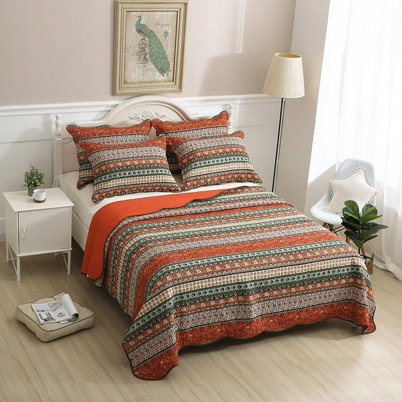 Reversible Striped Patchwork Quilt Set