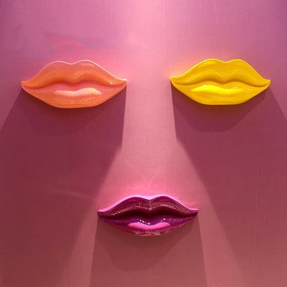 Lips Sculpture