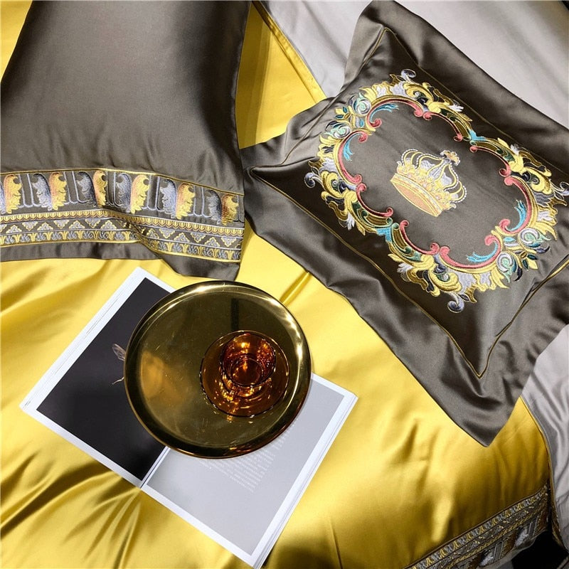 Hadi Embroidered Border Satin Bedding Set