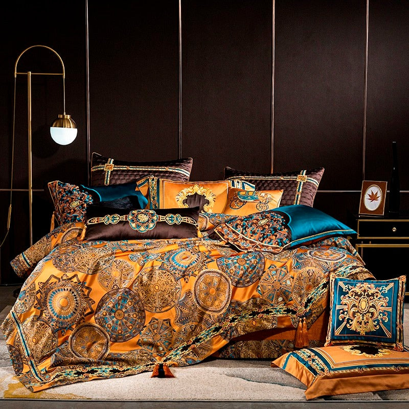 Omera Rounded Jacquard Egyptian Cotton Satin Bedding Set