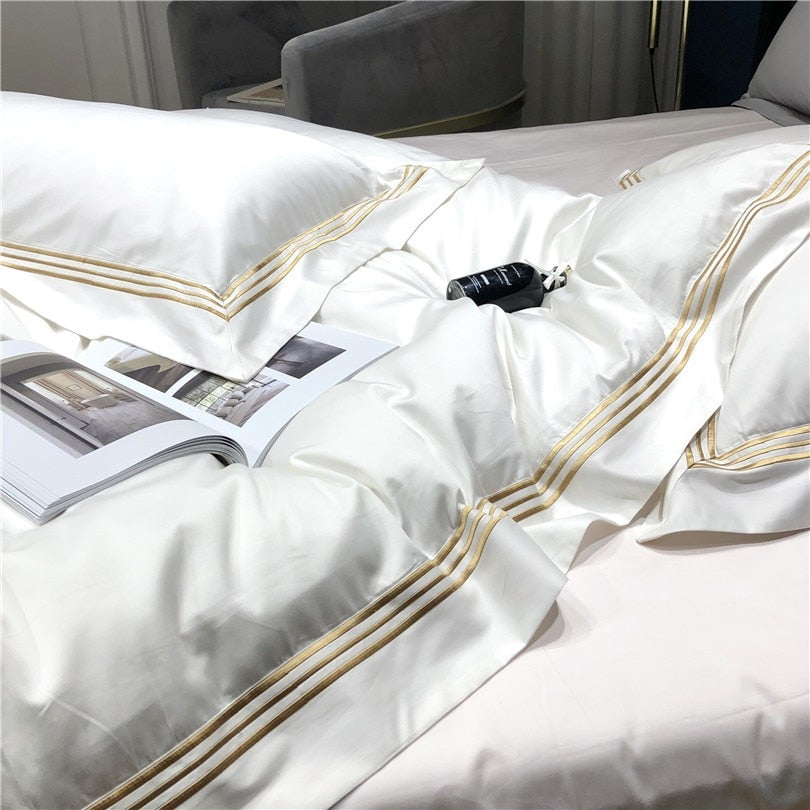Victoria Embroidered Lined Border Egyptian Cotton Bedding Set