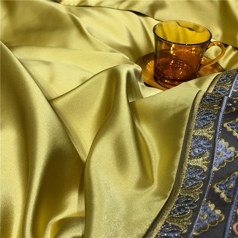 Hadi Embroidered Border Satin Bedding Set