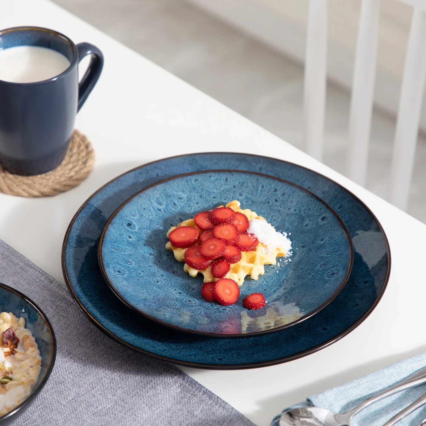 BUBBLE Blue Stoneware Tableware Set