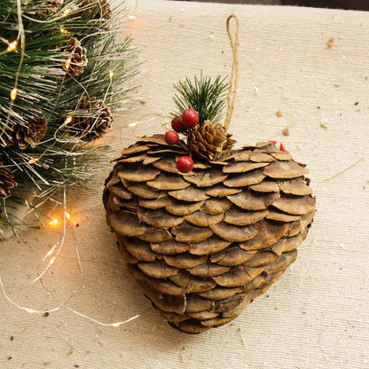 Heart Pine Cones & Berries Christmas Tree Decor