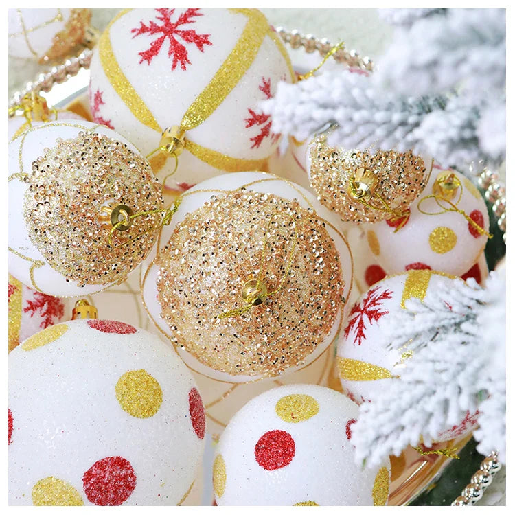 White and Gold Christmas Tree Ornaments