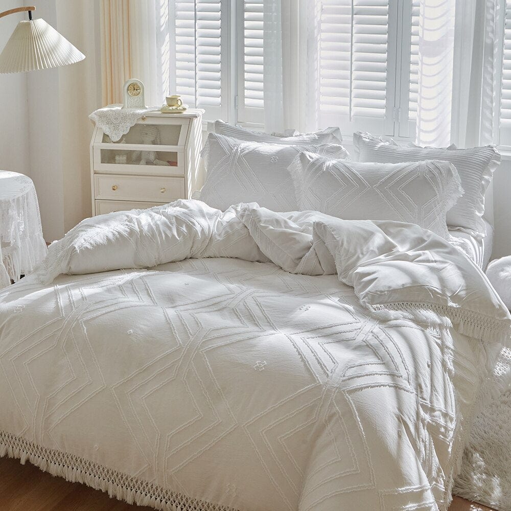 Juliette Tassel Bedding Set