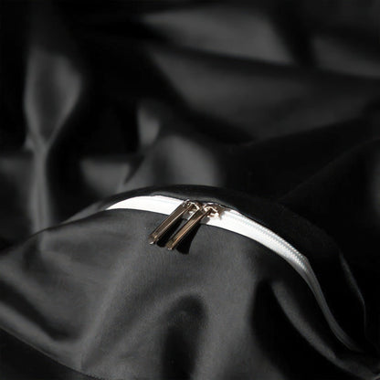 Lakibia Black Silky Soft Egyptian Cotton Bedding Set
