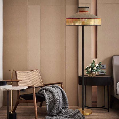 Kin Floor Lamp