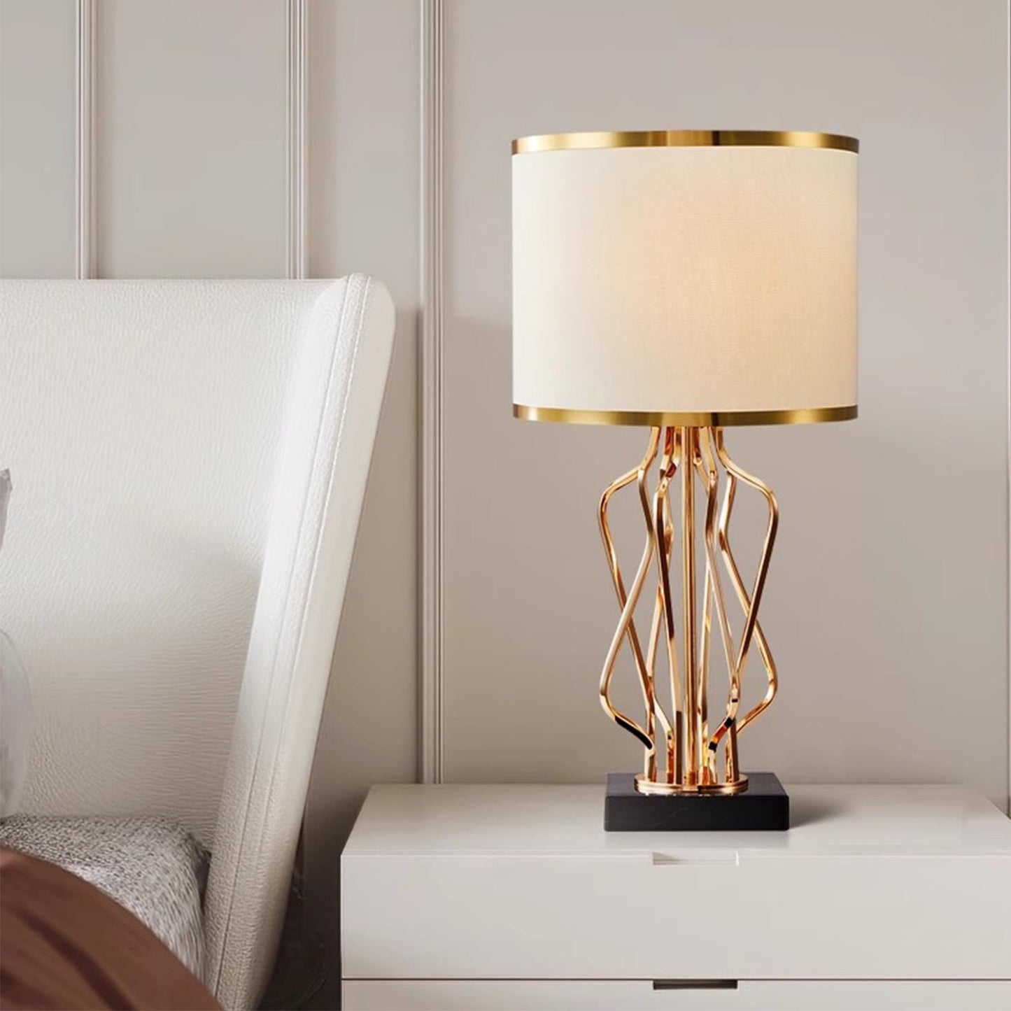 BAJE-2551   Modern Table Lamp