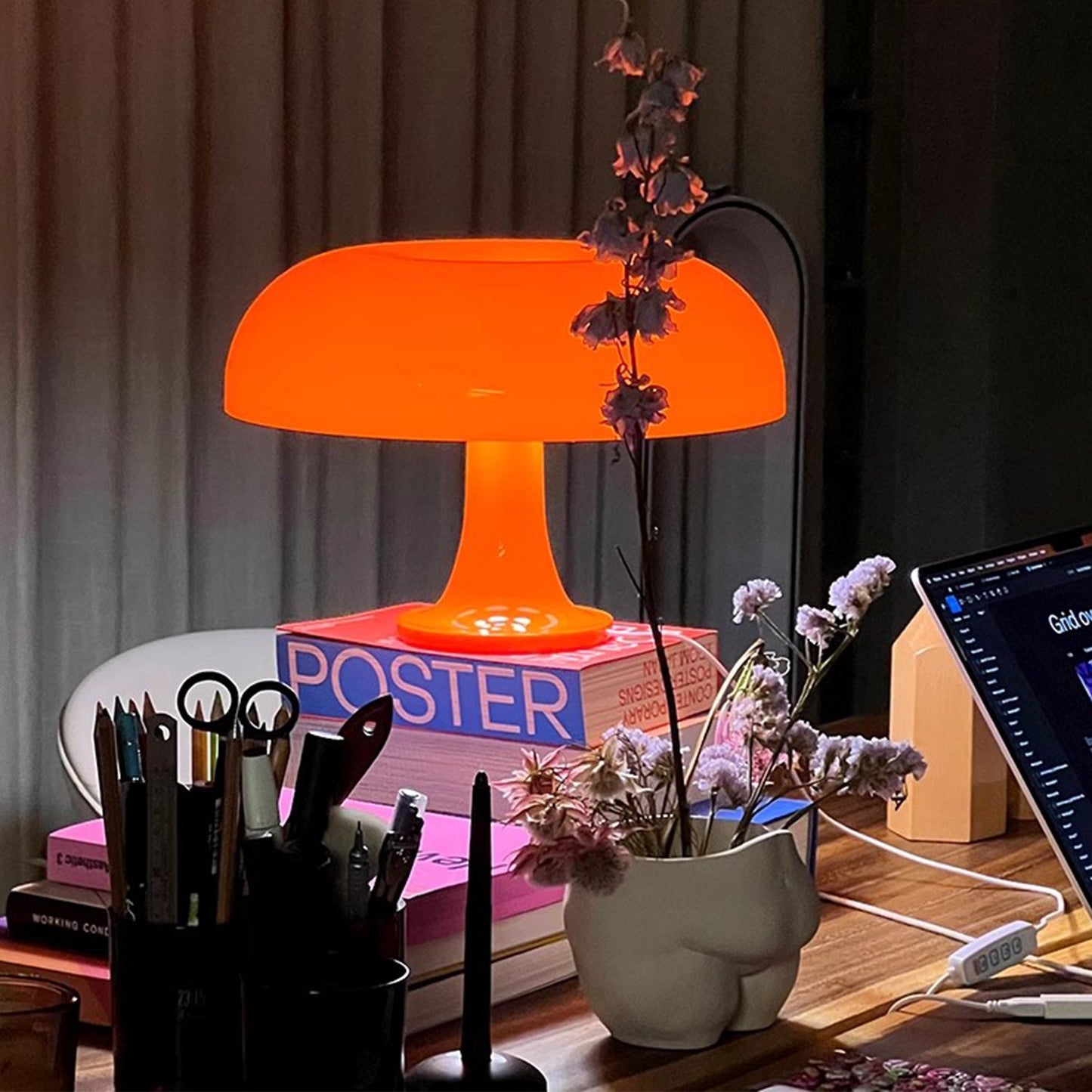 BAJE-2560  Modern Mushroom Table Lamp