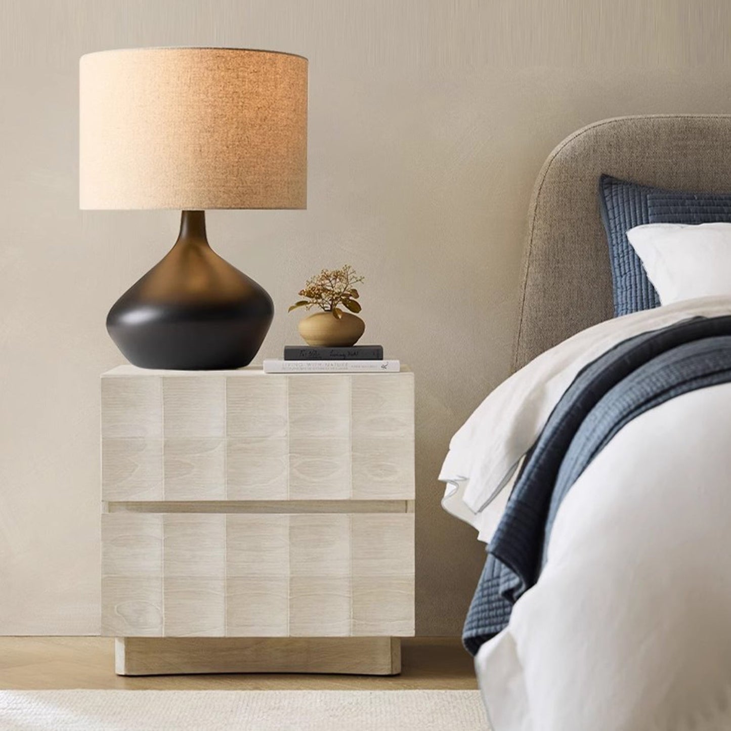 BAJE-2570 Moderne Tischleuchte