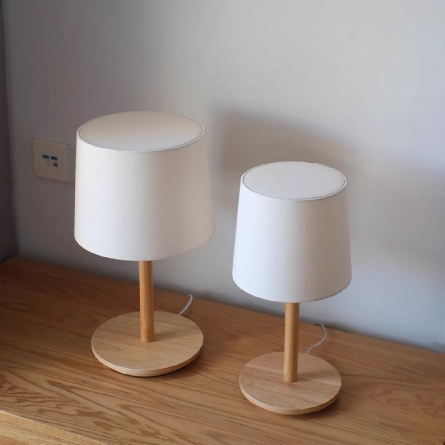 BAJE-2609  Scandinavian Table Lamp