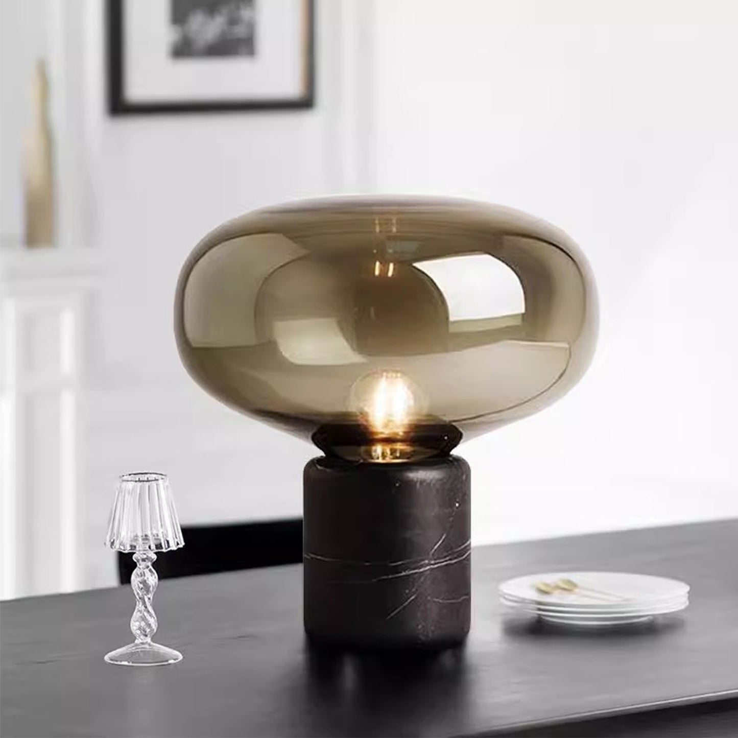 BAJE-2611 Moderne Tischleuchte