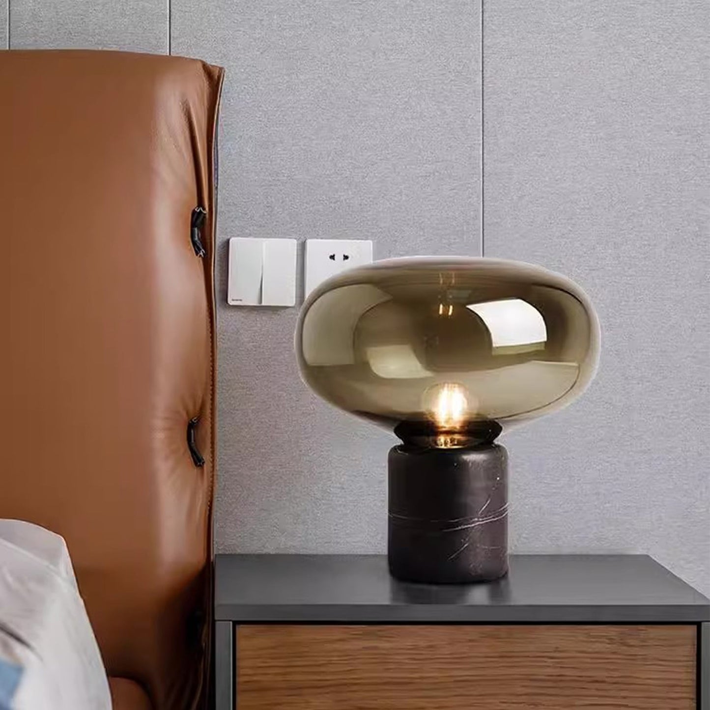 BAJE-2611 Moderne Tischleuchte