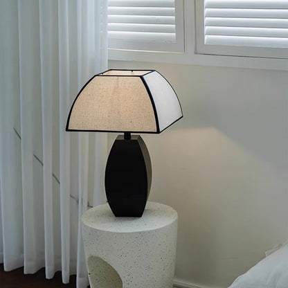 BAJE-2618  Victorian Table Lamp