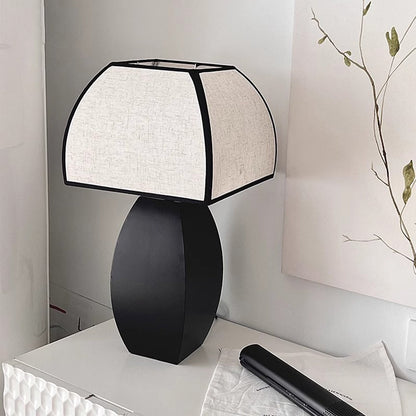 BAJE-2618  Victorian Table Lamp