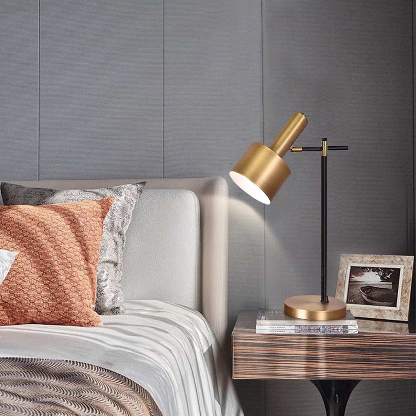 BAJE-2640  Modern LED Full Moon Floor Lamp