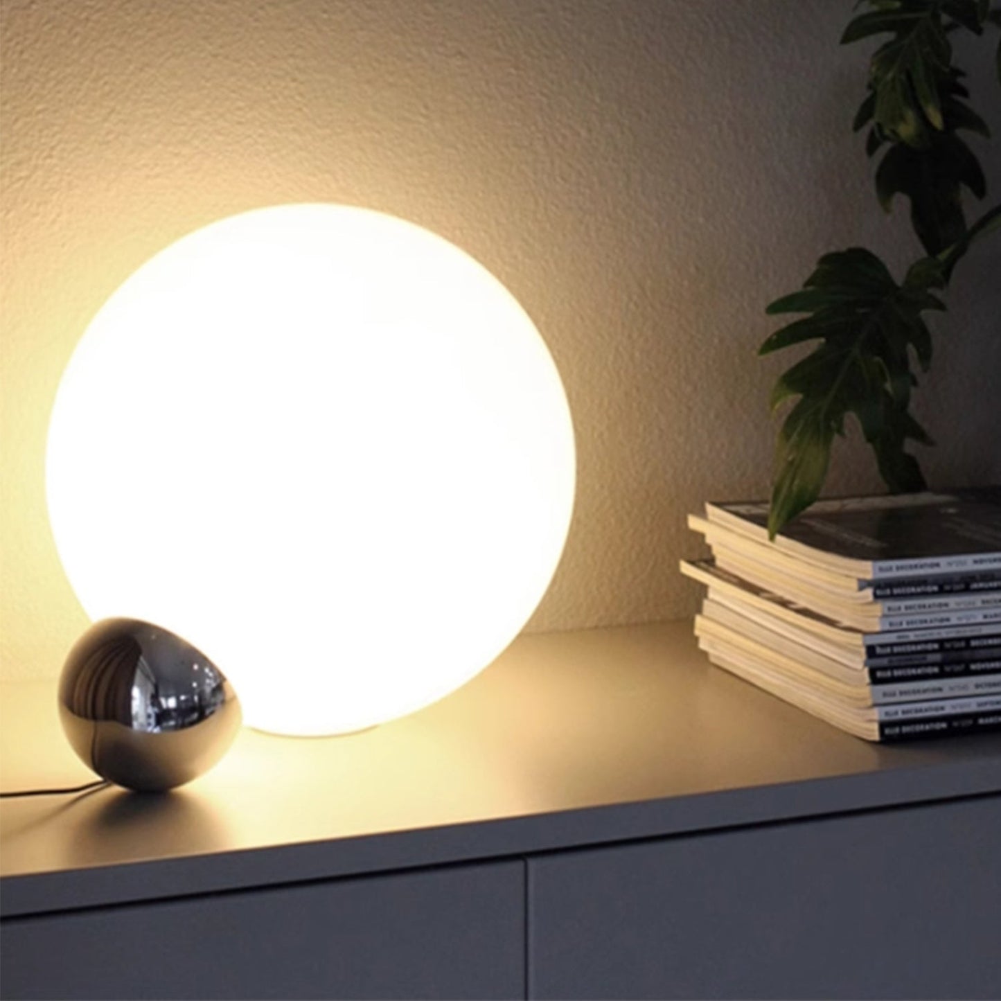 BAJE-2659  Minimalist LED Table Lamp