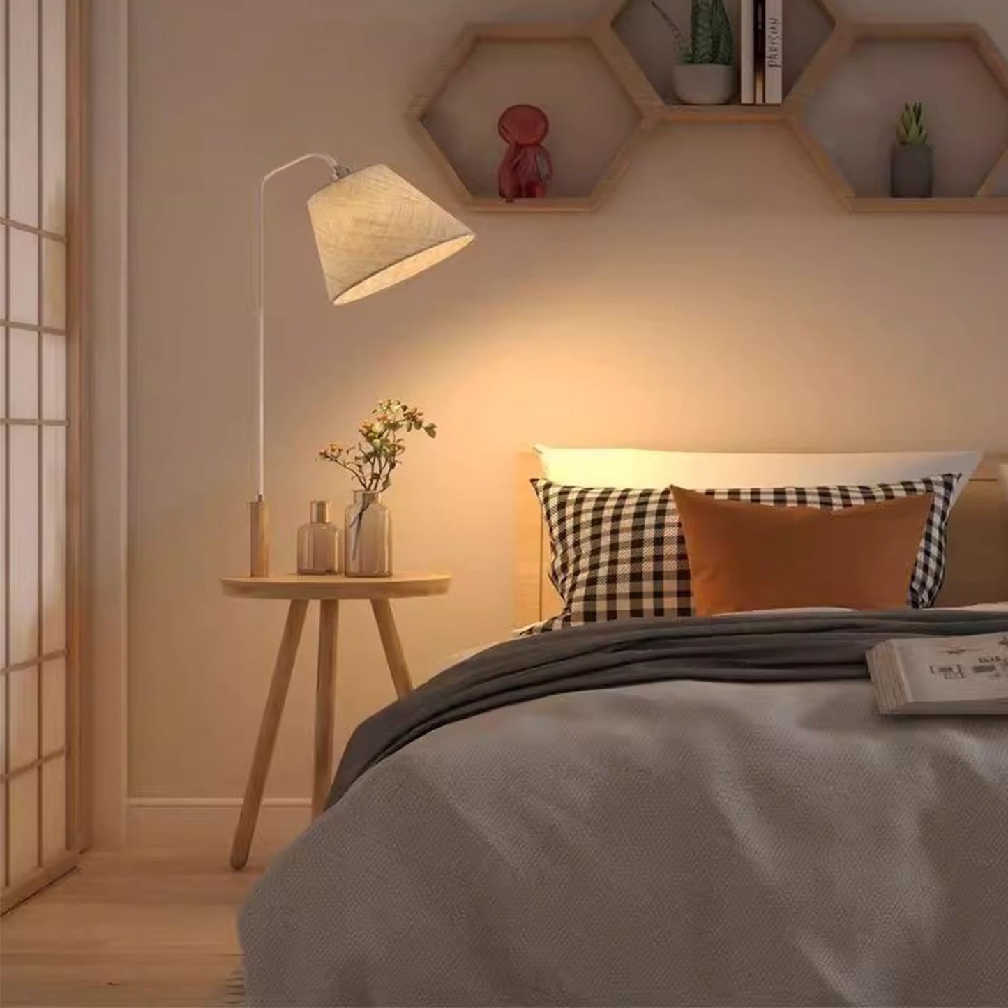 Lampe sur pied BAJE-2664 en bois massif