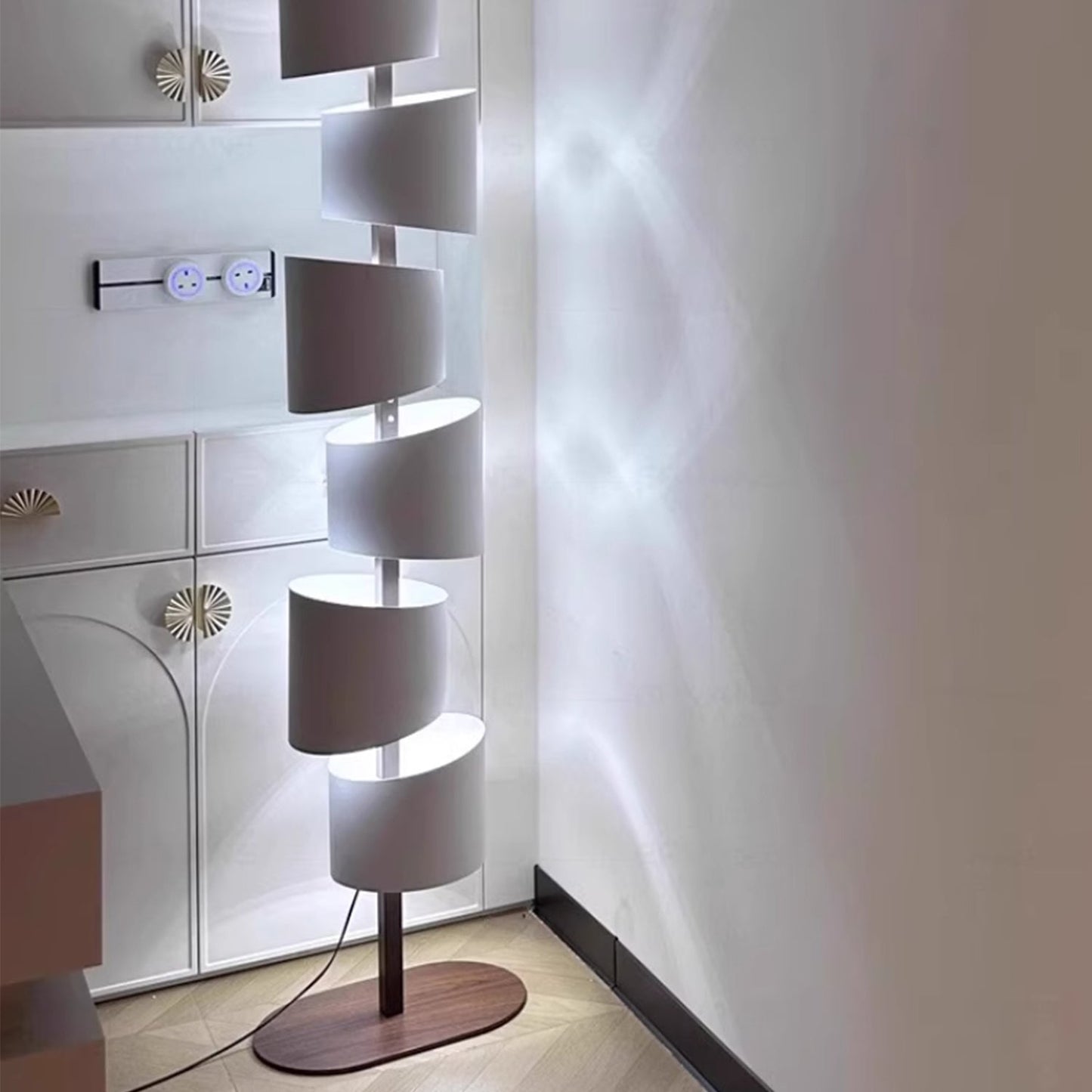 Moderne Stehlampe BAJE-2675