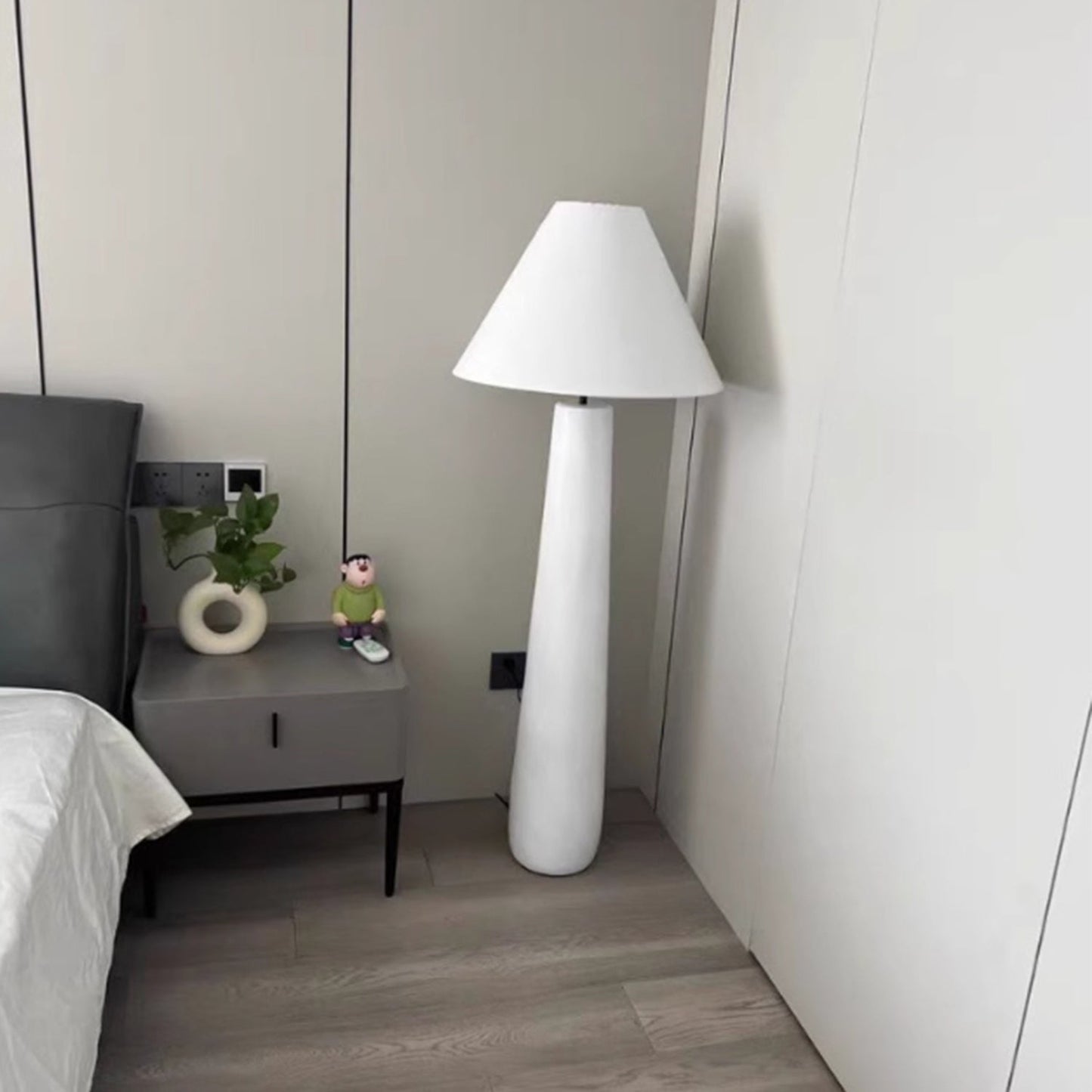 BAJE-3138  Wabi Sabi Floor Lamp