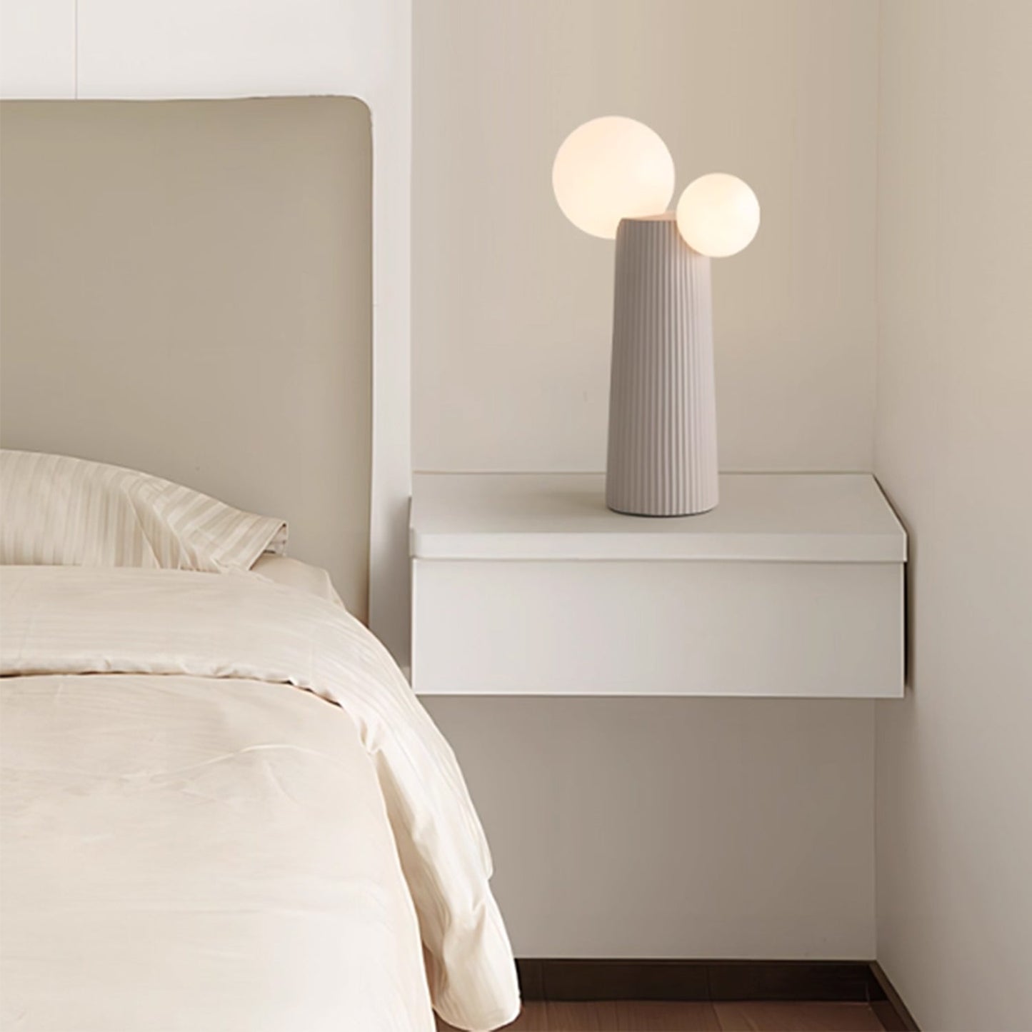 BAJE-3432 Moderne Tischleuchte