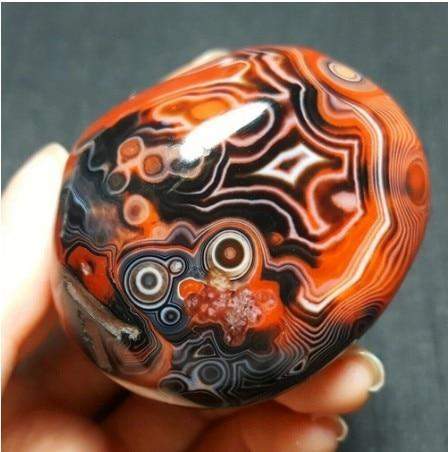 Madagascar Banded Agate Palm Stones