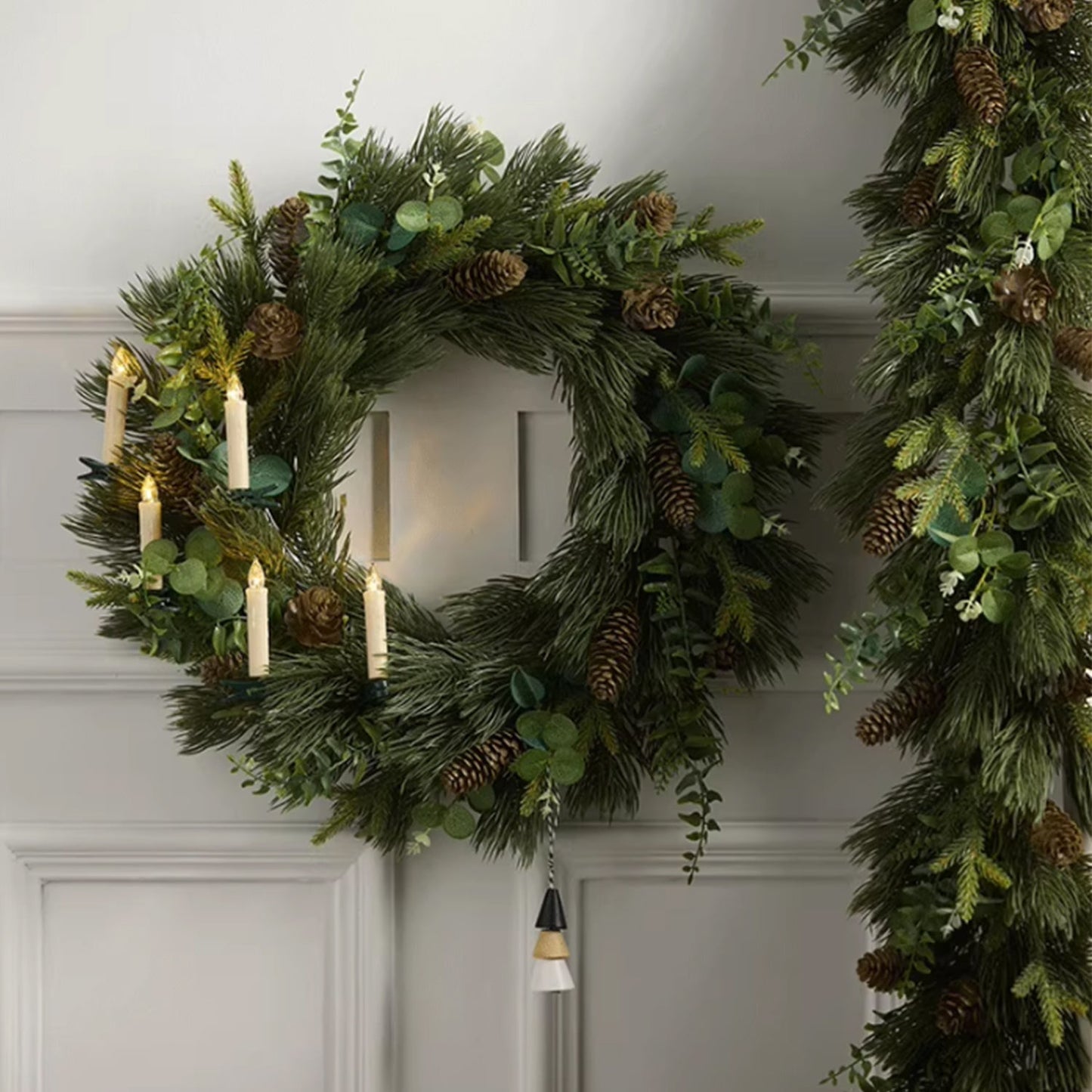 Frosted Berry & Pinecone Set