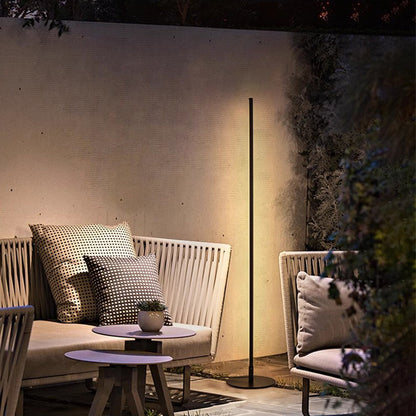 Z1 Modern Outdoor Floor Lamp