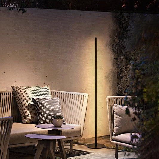 Z1 Modern Outdoor Floor Lamp