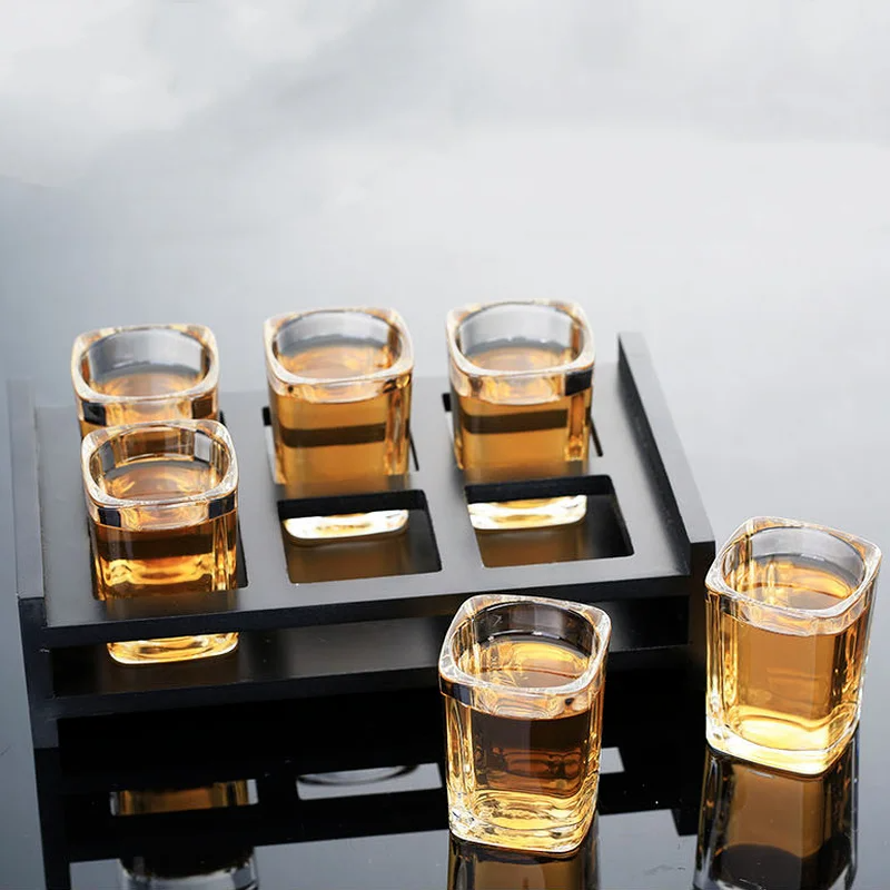 Master Sippers Crystal Glass