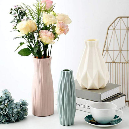 Modern Style Flower Vases