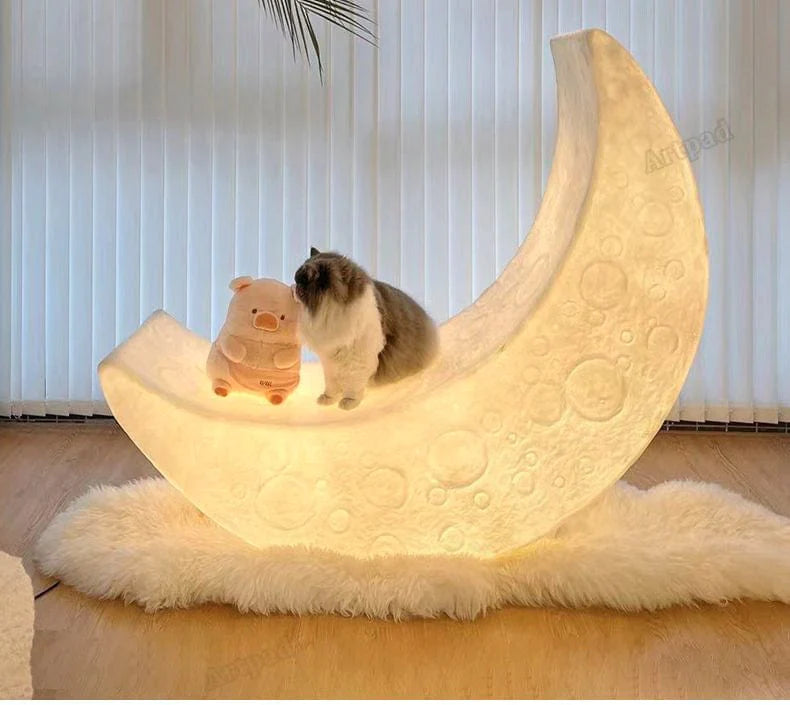 Moon Floor Seat Lamp