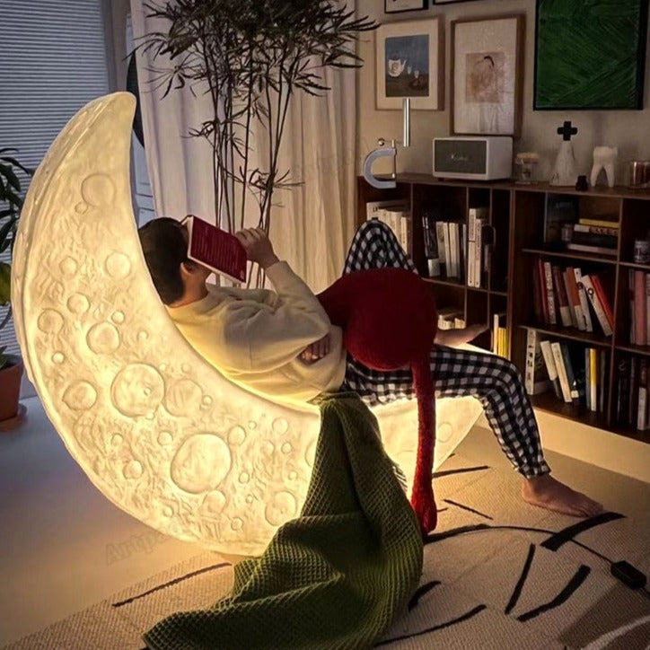 Moon Floor Seat Lamp