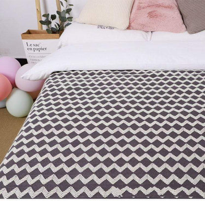 Nordic Knitted Zig Zag Bed Thread Blankets & Throws