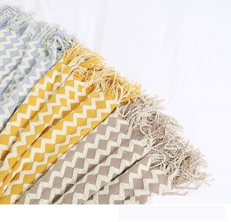 Nordic Knitted Zig Zag Bed Thread Blankets & Throws