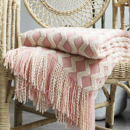 Nordic Knitted Zig Zag Bed Thread Blankets & Throws