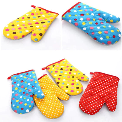 Polka Dot Oven Gloves