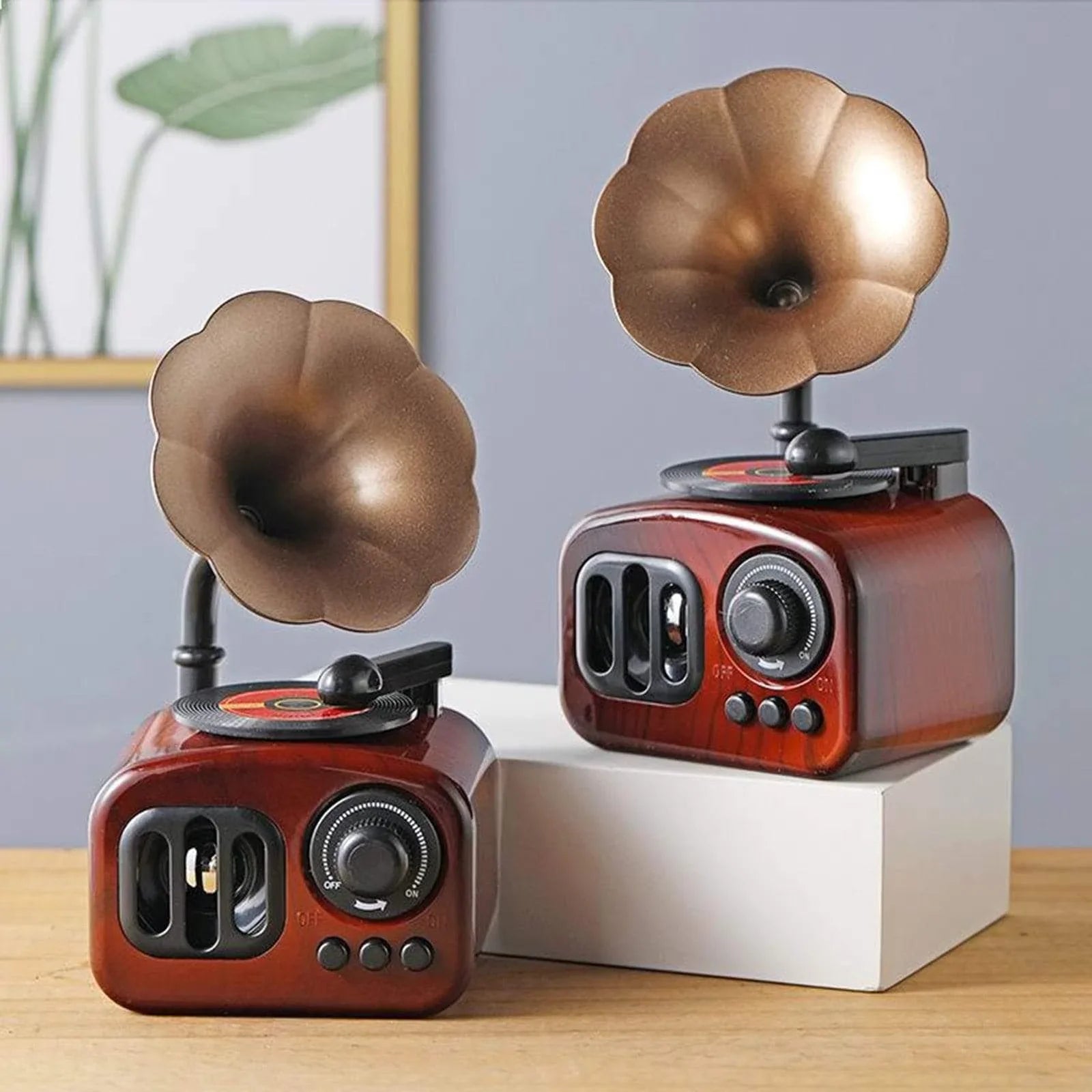 Retro Phonograph Music Box