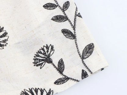 Floréline Tie-Waist Embroidery Shorts