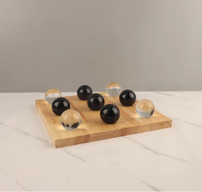 Minimalist Crystal Tic-Tac-Toe Game