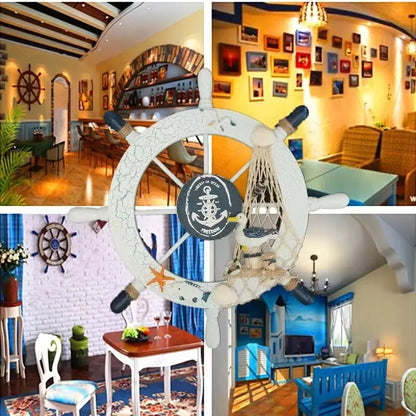 Wanddekoration aus Holz mit nautischem Schiffsrad